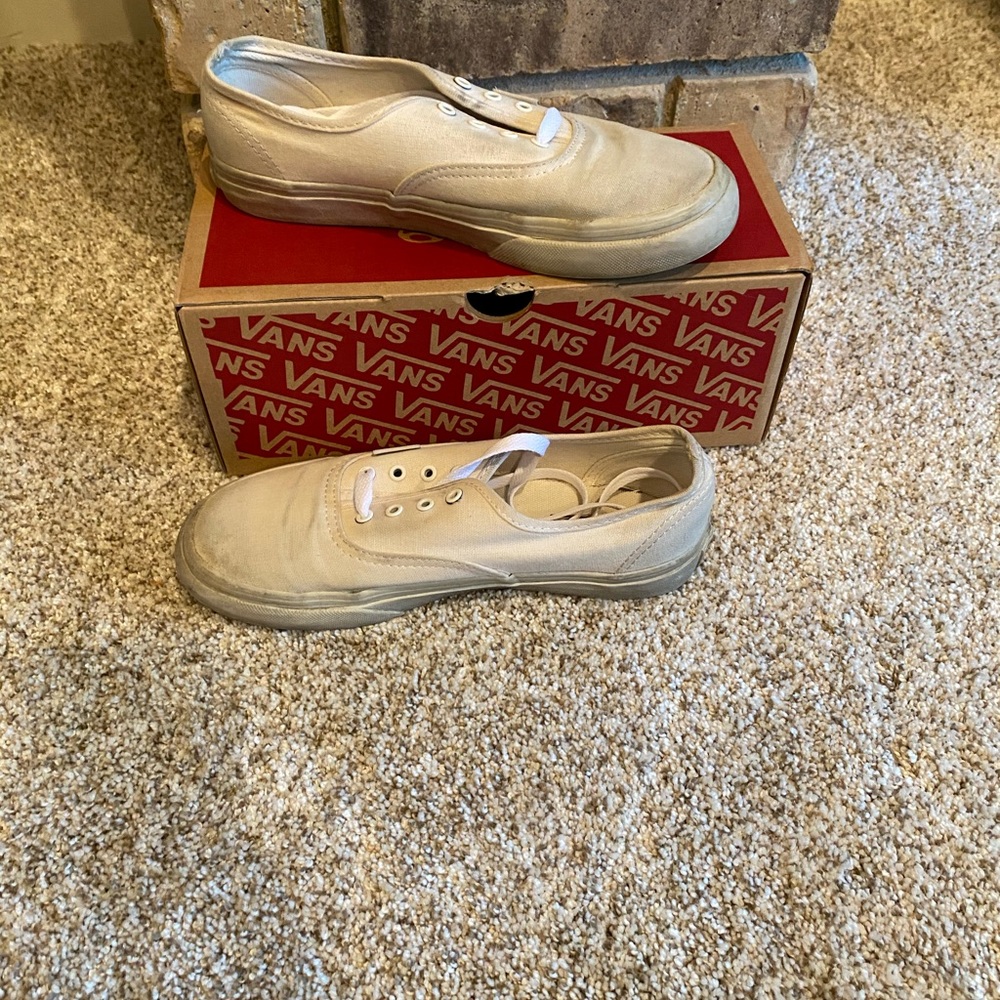 Vans Authentic (True White) Youth Sneakers